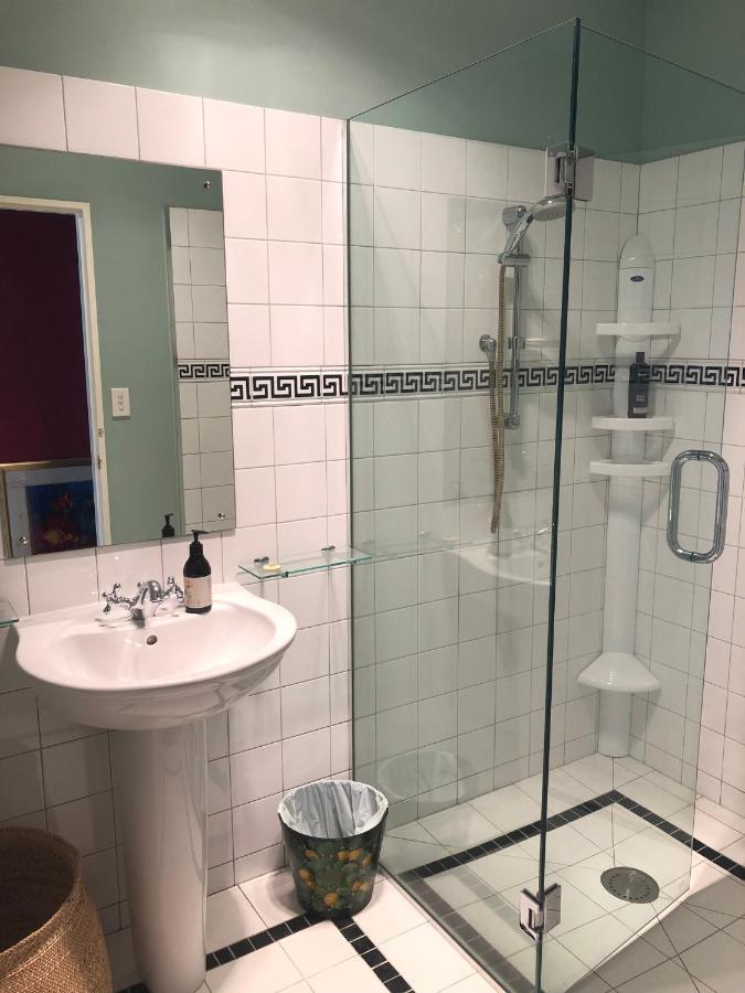 Te Kopura Lodge Мартинбъро Екстериор снимка