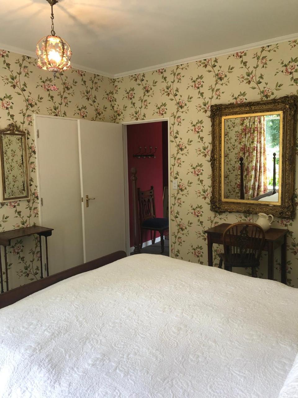 Te Kopura Lodge Мартинбъро Екстериор снимка